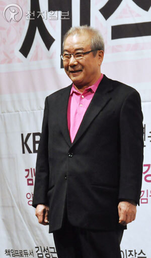 [포토] ‘넝쿨째 굴러온 당신’ 하회탈 웃음 짓는 장용