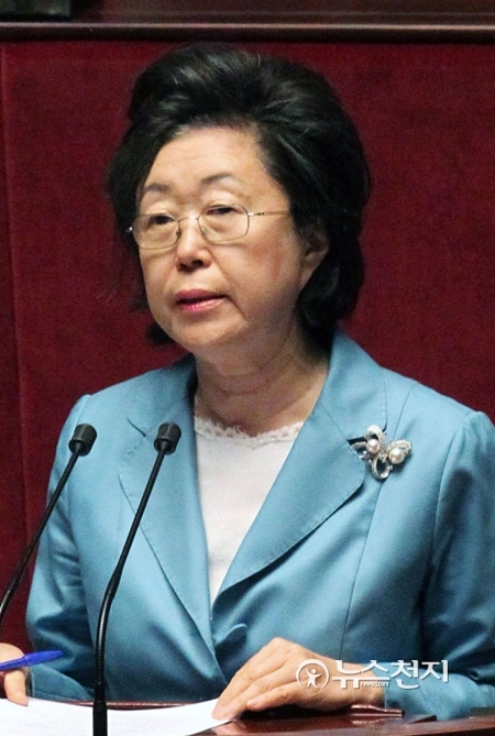 예결위 추경 심사서 발언하는 이은재 의원