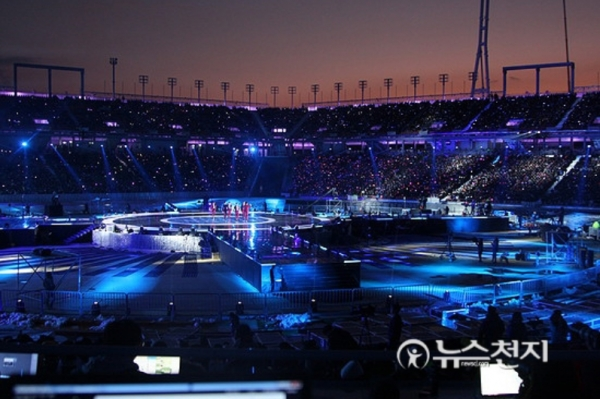 강원도 평창군 대관령면 평창올림픽플라자 특설무대에서 2017년 11월 4일 열린 2018 평창동계올림픽 G-100 특별이벤트 ‘2017 드림콘서트 in 평창’ 행사모습. ⓒ천지일보(뉴스천지)