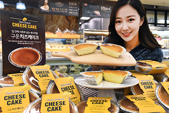 홈플러스 몽 블랑제 ‘구운 치즈케이크’ ⓒ천지일보(뉴스천지) 2017.11.30