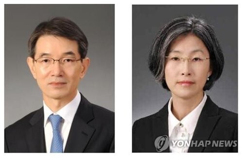 안철상(왼쪽) 민유숙 대법관후보자. (출처: 연합뉴스)