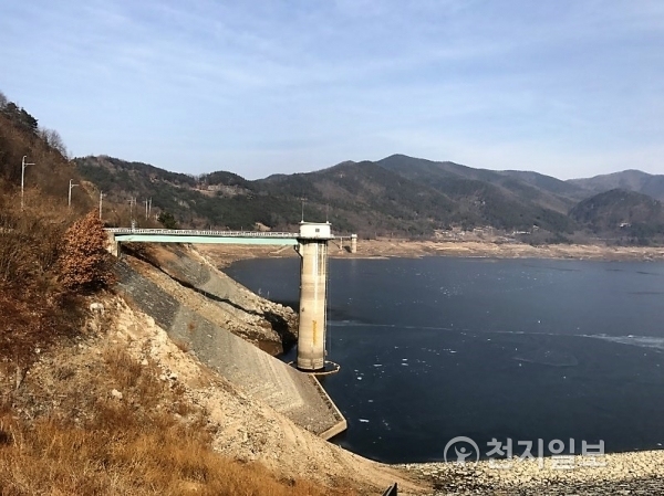 21일 운문댐 저수율 모습. (제공: 대구시청) ⓒ천지일보(뉴스천지) 2018.1.22