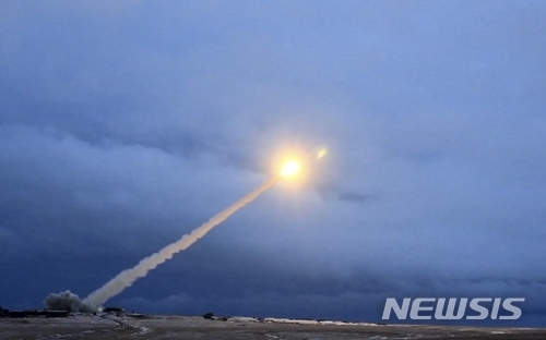 러시아가 개발했다고 밝힌 핵추진 순항미사일 시험발사 영상. (출처: 뉴시스)