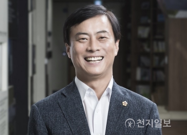 더불어민주당 이강호 인천시의회 부의장. (제공: 이강호 의원)ⓒ천지일보(뉴스천지) 2018.3.14