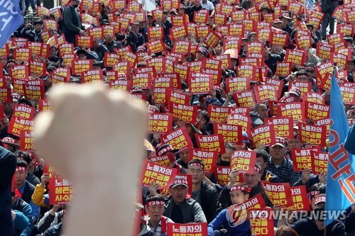 금호타이어 노조가 중국 더블스타 등 해외매각 반대를 위한 24시간 총파업에 들어갔다. (출처: 연합뉴스)