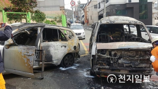 화재로 전소된 차량. (제공: 부산지방경찰청) ⓒ천지일보(뉴스천지) 2018.4.12