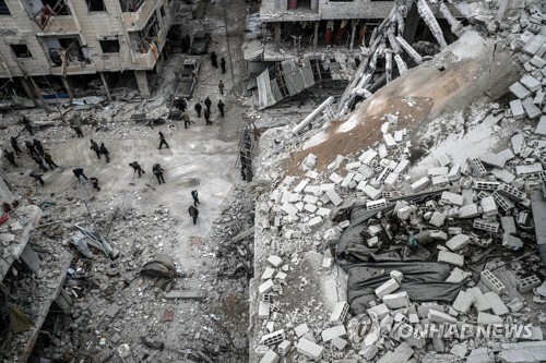 러시아·시리아군 공습에 파괴된 동구타. (출처: 연합뉴스)