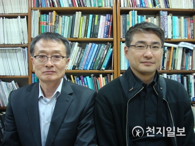 이진한 교수(왼쪽), 김성실 박사(오른쪽). (제공: 고려대학교) ⓒ천지일보(뉴스천지) 2018.4.24