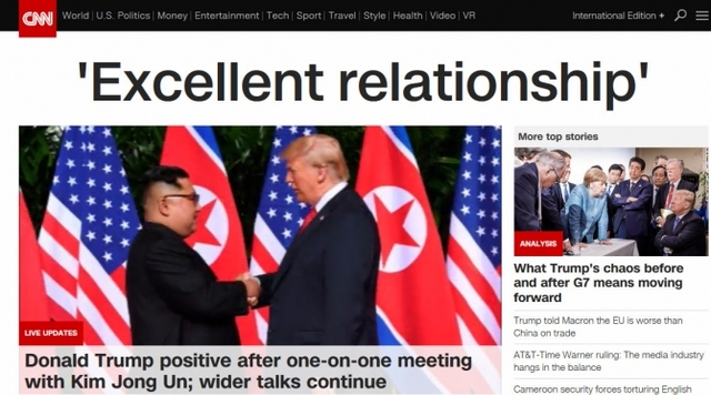 12일 세계 주요 언론들이 도널드 트럼프 미국 대통령과 김정은 북한 국무위원장의 첫 만남 소식을 대서특필로 내보냈다. CNN, BBC, 뉴욕타임스, 워싱턴타임스, 가디언 등 대다수 언론들은 머리기사로 ‘세기의 회담’이라고 장식하며 큰 관심을 보였다. (출처: CNN, BBC 온라인판 첫 화면)