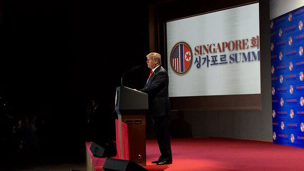 12일 싱가포르에서 북미정상회담을 가진 후 도널드 트럼프 미국 대통령이 기자회견을 갖고 있다. (출처: Dan Scavino Jr.‏ 미 백악관 소셜미디어담당관 트위터)
