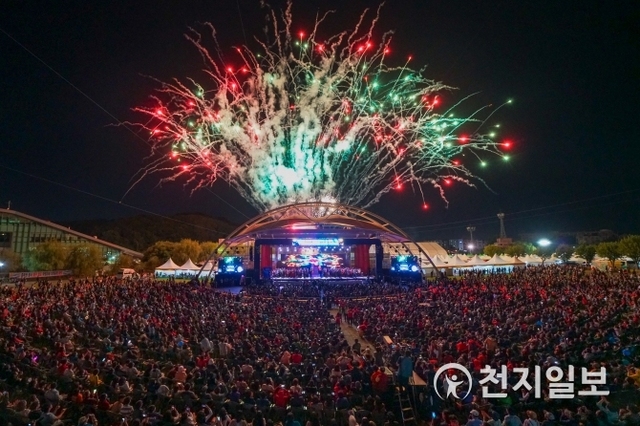 천안흥타령춤축제2017 개막식. (제공: 천안시) ⓒ천지일보 2018.7.25