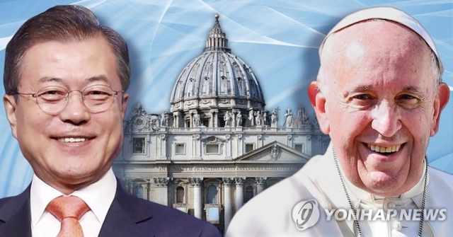 문재인 대통령-프란치스코 교황 면담 (출처: 연합뉴스)