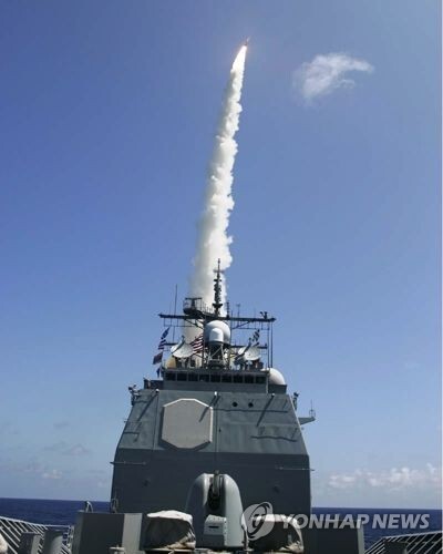 이지스함에서 발사되는 미국 해군의 SM-3 요격미사일 (출처: 연합뉴스)