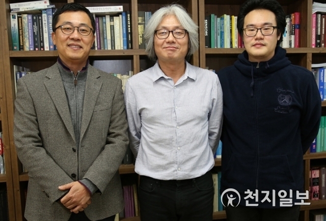 (왼쪽부터) 박재형 교수, 이승기 교수, 김형민 연구원. (제공: 단국대학교) ⓒ천지일보 2018.11.7