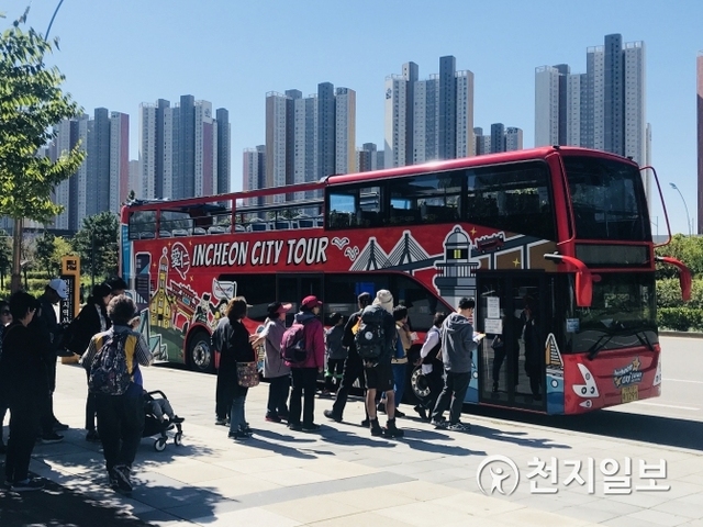 인천시티투어 2층버스. (제공: 인천시) ⓒ천지일보 2018.12.19