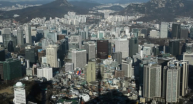 대기업 건물들이 빼곡히 들어선 서울 도심의 모습. (출처: 연합뉴스)