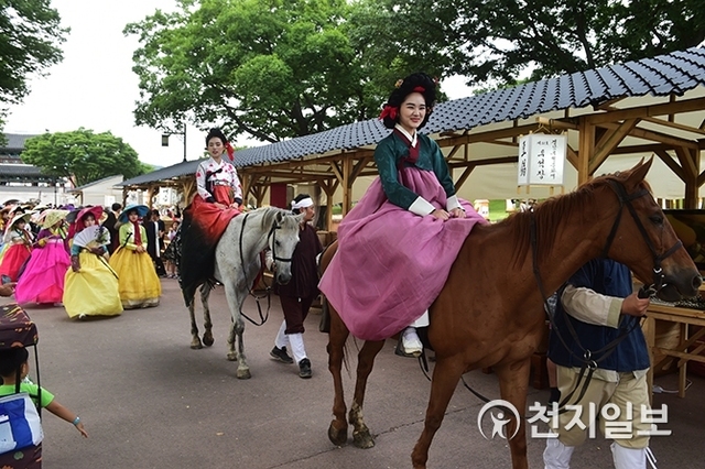 지난해 진주논개제 행사모습. (제공: 진주시) ⓒ천지일보 2019.3.13