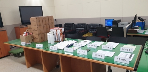 아산화질소 불법 유통업자로부터 압수한 물품 (제공: 서울지방경찰청)