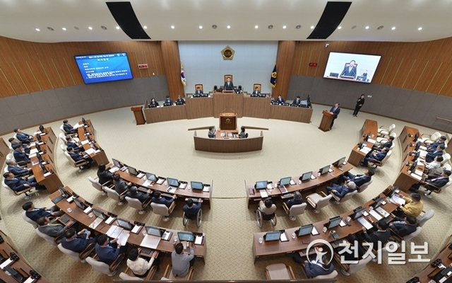 충남도의회 본회의장 전경. (제공: 충남도의회) ⓒ천지일보 2019.6.7