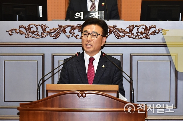 자유한국당 이현욱 의원. (제공: 진주시의회) ⓒ천지일보 2019.6.10