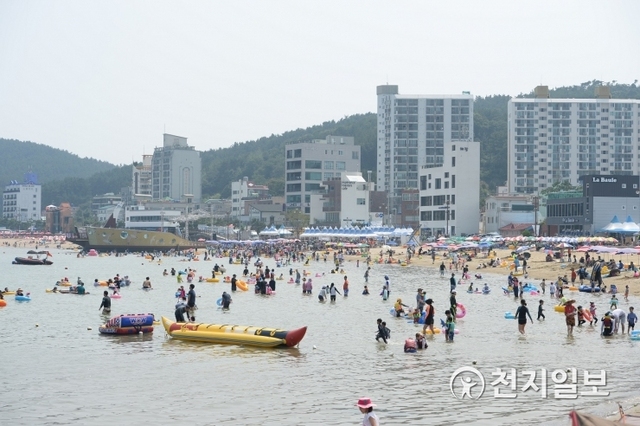 지난해 일광해수욕장 모습. (제공: 기장군) ⓒ천지일보 2019.6.19
