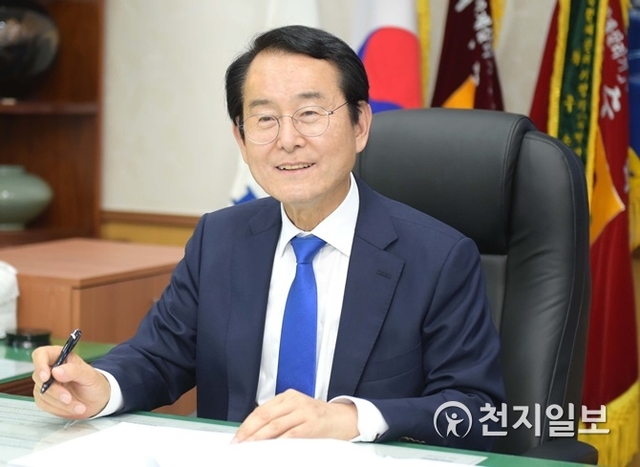 김종식 목포시장이 1일 민선 7기 1주년을 맞아 항구 도시의 매력으로 브랜드 가치를 높이겠다고 말하고 있다. (제공: 목포시) ⓒ천지일보 2019.7.2