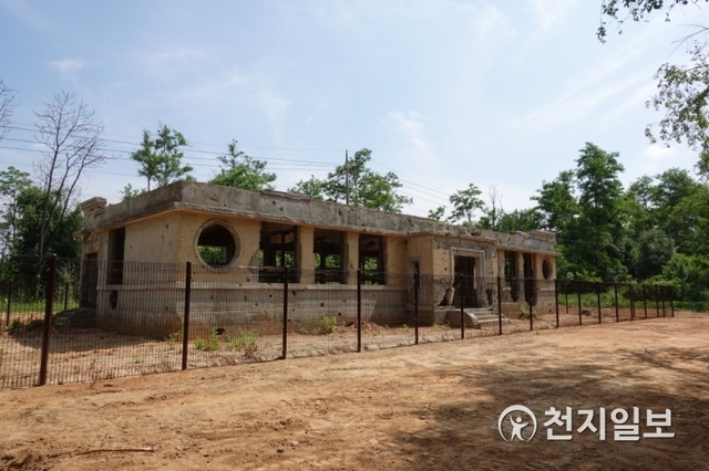 DMZ에 있는 파주 구 장단면사무소 모습. (제공: 경기도) ⓒ천지일보 2019.7.8