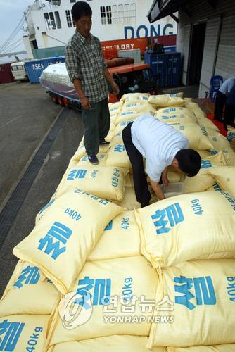 2007년 대북 지원 쌀. (출처: 연합뉴스)