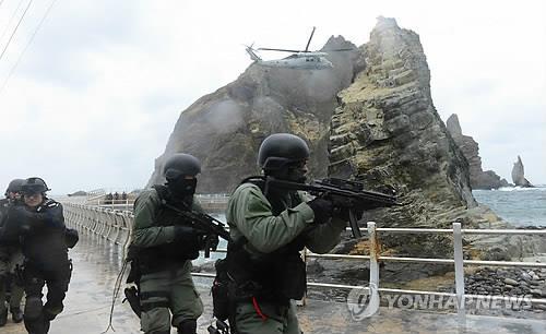 독도 방어 훈련 모습 (출처: 연합뉴스)