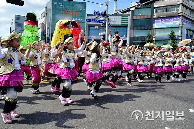 지난해 가장행렬 행사 모습. ⓒ천지일보 2019.8.26