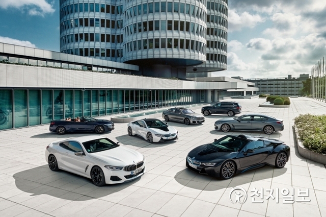 BMW코리아가 판매와 고객 서비스를 강화하기 위해 자동차 부문 신규 딜러사를 모집한다. (제공: BMW코리아) ⓒ천지일보 2019.9.23