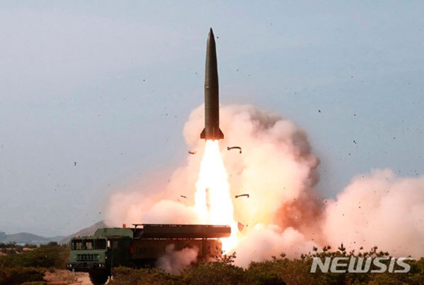 ‘북한판 이스칸데르’ 미사일로 추정되는 전술유도무기. (출처=뉴시스)