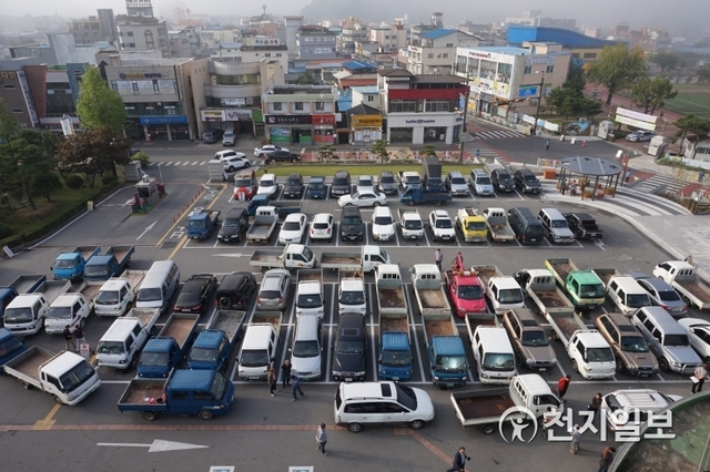 경북 의성군이 15일 ‘하반기 노후경유차 조기폐차 지원 사업’을 추가 한다고 밝혔다. (제공: 경북 의성군) ⓒ천지일보 2019.10.15