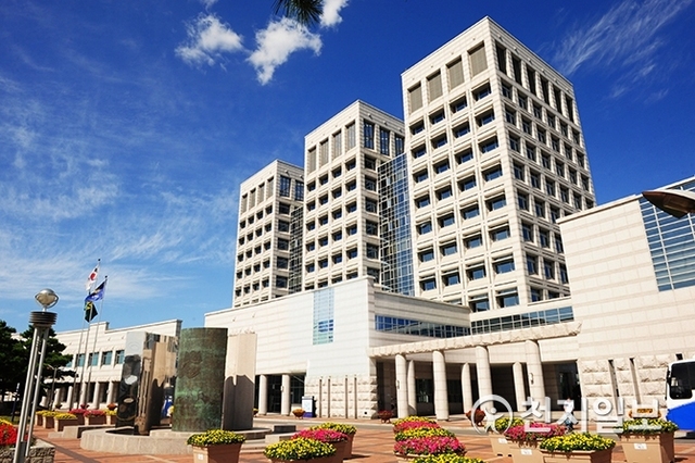 진주시청사. (제공: 진주시) ⓒ천지일보 2019.3.7