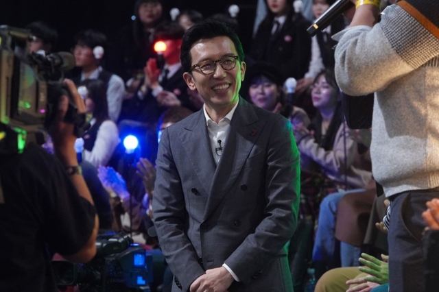 ‘슈가맨3’ 레전드 라인업 가수의 정체는?(제공: JTBC)