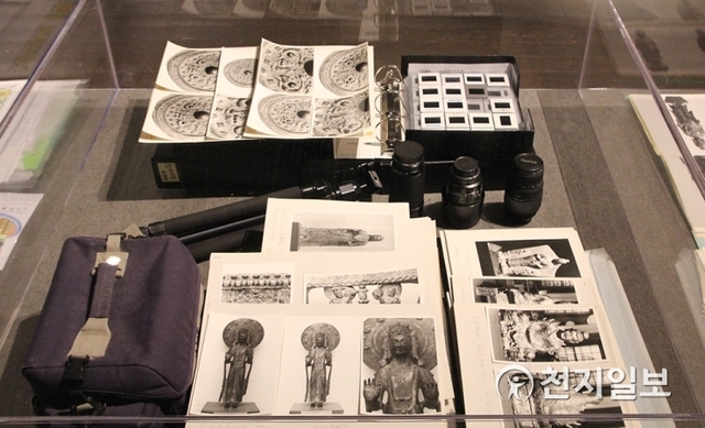 강우방 박사의 학예 탐구 여정의 동반자였던 카메라 사진들. ⓒ천지일보 2020.1.9