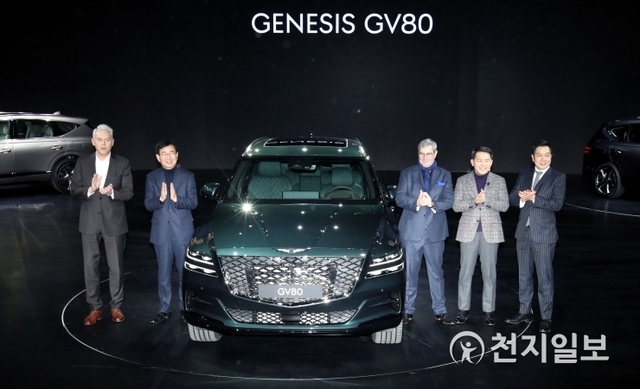 [천지일보=남승우 기자] 제네시스가 15일 오전 경기도 고양시 킨텍스에서 열린 ‘럭셔리 플래그십 SUV GV80 공식 출시 행사’에서 첫 SUV ‘GV80’를 선보이고 있다. ⓒ천지일보 2020.1.15