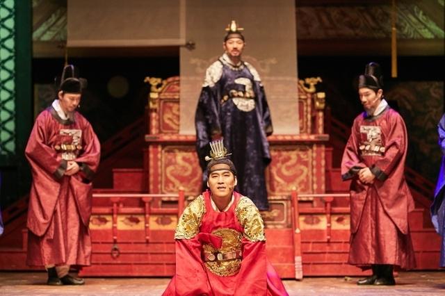역사상 가장 위대한 성군으로 거듭나기까지 과정의 인간 ‘세종대왕’에 대해 섬세하게 그려낸 뮤지컬 ‘1446’ 스틸. (제공: HJ컬쳐) ⓒ천지일보 2020.3.9