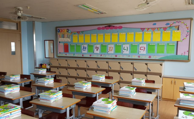 [사진자료] 학생을 기다리는 교실 풍경 (1) ⓒ천지일보 2020.3.30