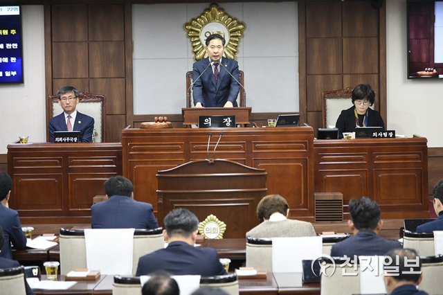 순천시의회가 23일 제240회 임시회 제2차 본회의를 열고 7일간의 임시회 일정을 마무리했다. (제공: 순천시의회) ⓒ천지일보 2020.4.24