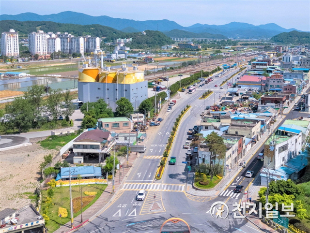 장성군이 장성읍 영천리 일원 도로변에 대한 전선 지중화 사업을 추진하고 있다. (제공: 장성군) ⓒ천지일보 2020.6.4