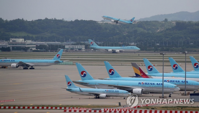 인천국제공항에 멈춰선 대한항공 항공기들. (출처: 연합뉴스)