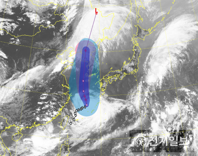 제8호 태풍 ‘바비’ 예상 이동경로 위성사진 (24일 오후 3시 기준). (출처: 기상청) ⓒ천지일보 2020.8.24
