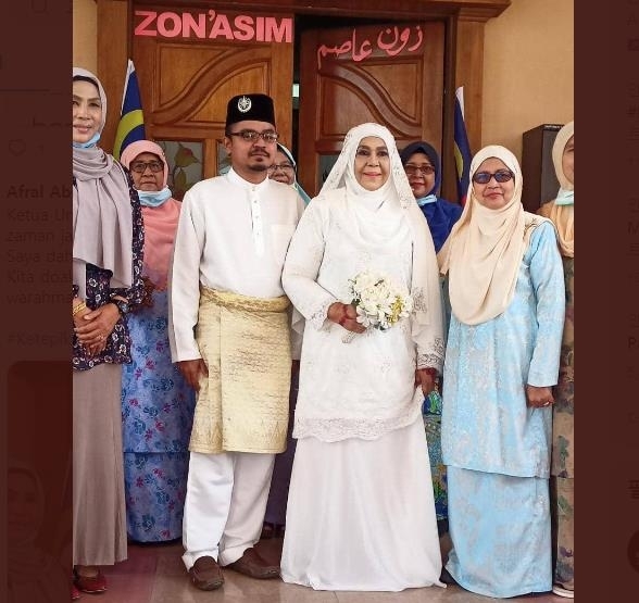 말레이 62세 여성 정치인, 28세 남성과 '세대 뛰어넘는' 결혼(출처: 트위터 @MelakaHijau, 연합뉴스)
