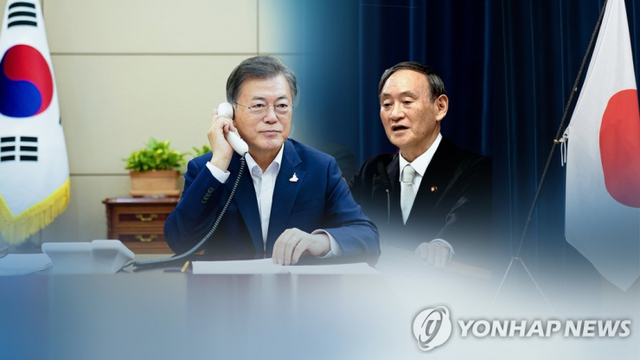 문대통령-日스가 통화 (출처: 연합뉴스)