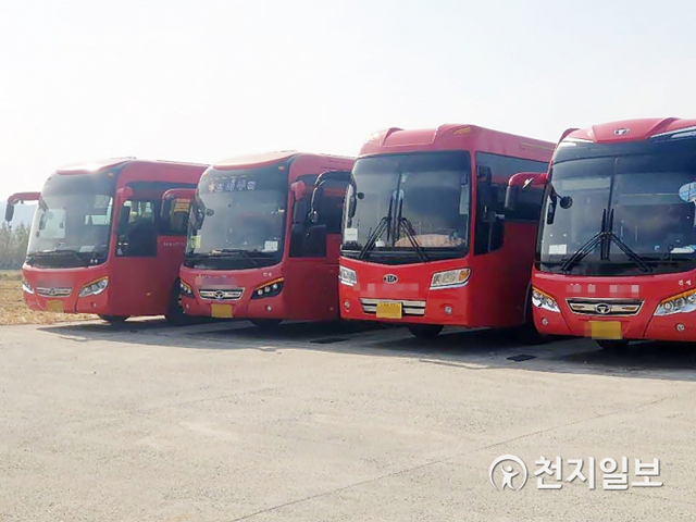 전북 정읍시가 코로나19로 경제적 어려움을 겪는 전세버스 운수종사자에게 재난지원금을 70만원을 지급한다. (제공: 정읍시) ⓒ천지일보 2020.10.19