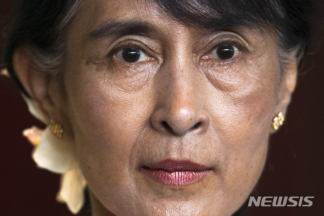 【오슬로(노르웨이)=AP/뉴시스】지난 2012년 6월15일 미얀마 야당 지도자(당시) 아웅산 수지 여사
