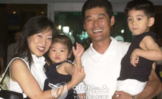 과거에 찍은 이종범 가족사진(출처: 연합뉴스)