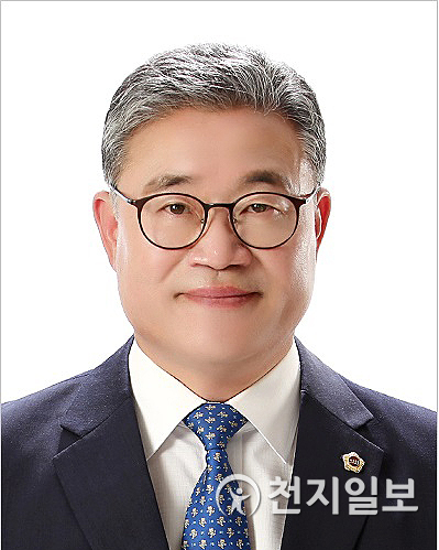 김명선 충남도의회 의장. (제공: 충남도의회) ⓒ천지일보 2021.1.1
