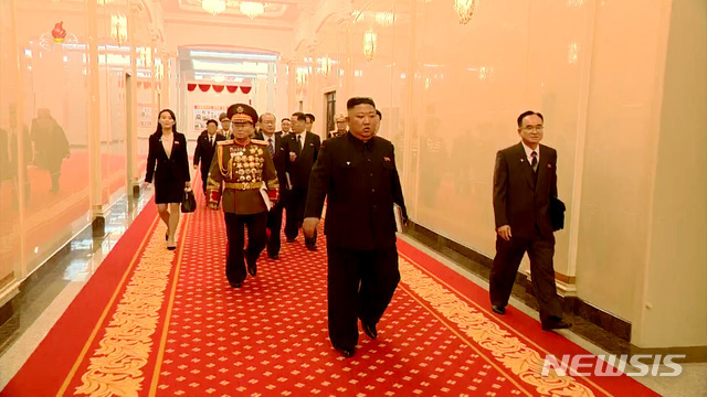 북한 조선중앙TV는 노동당 제8차 대회가 5일 평양에서 김정은 국무위원장이 참석한 가운데 개막했다고 6일 방송했다. 2021.01.06. (사진=조선중앙TV 캡처, 뉴시스)